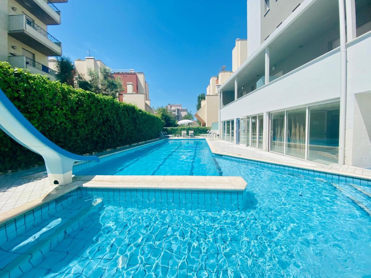 Noha Suite Hotel 리치오네 외부 사진