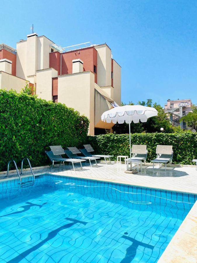 Noha Suite Hotel 리치오네 외부 사진